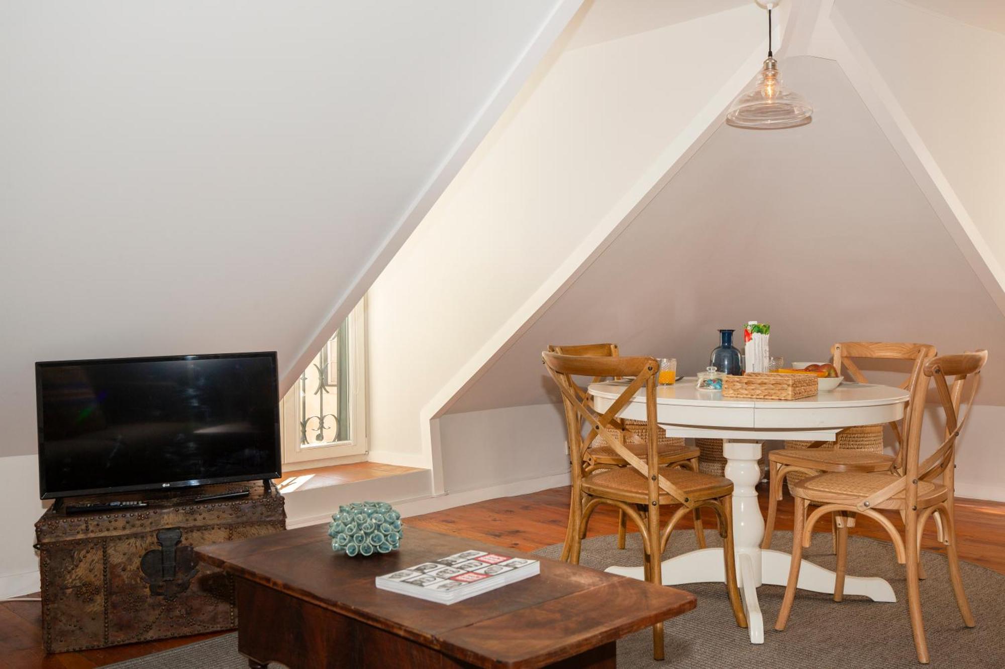 Live Like A Local @ Casa Da Esquina - Wifi & A/C Apartment Lisbon Exterior photo