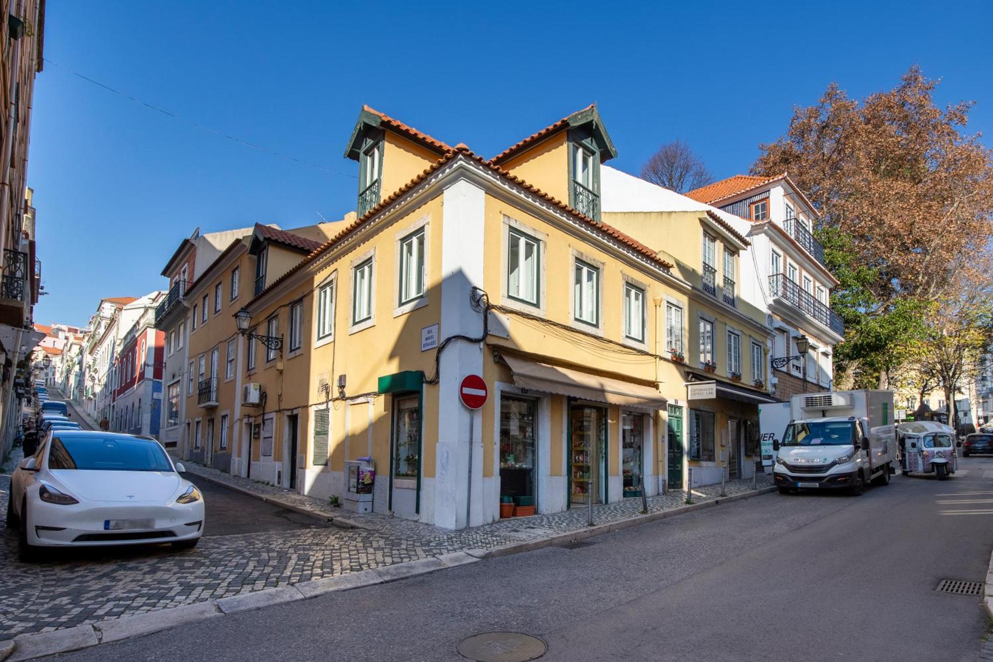Live Like A Local @ Casa Da Esquina - Wifi & A/C Apartment Lisbon Exterior photo